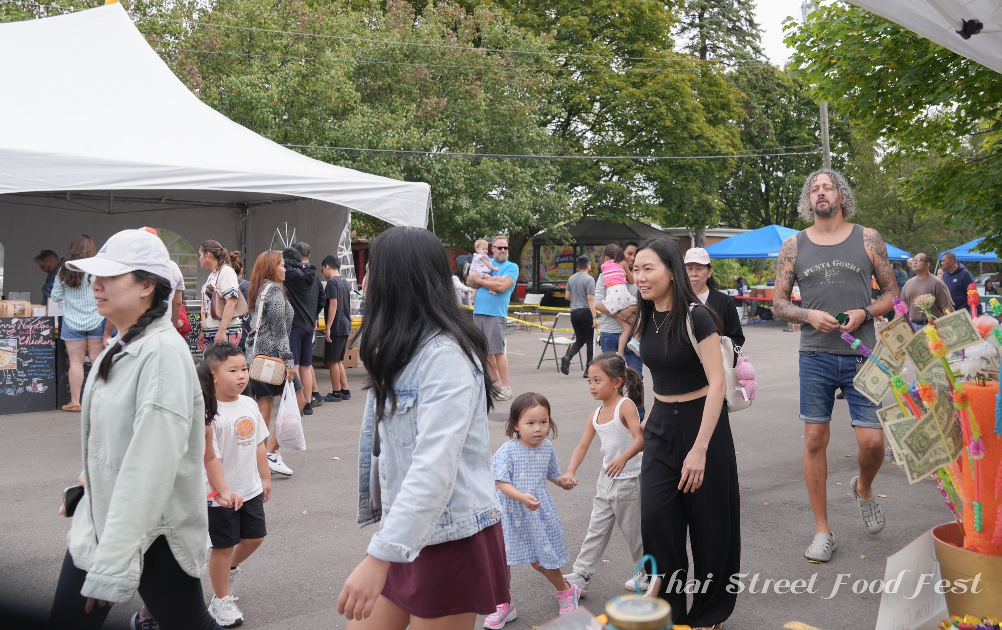 Foodfes visitors2 Foodfes visitors2